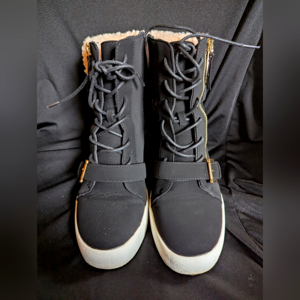 Shoe Dazzle Shoes